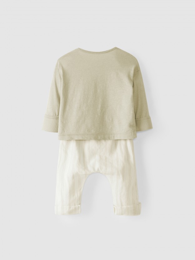Kit de camisola e calas