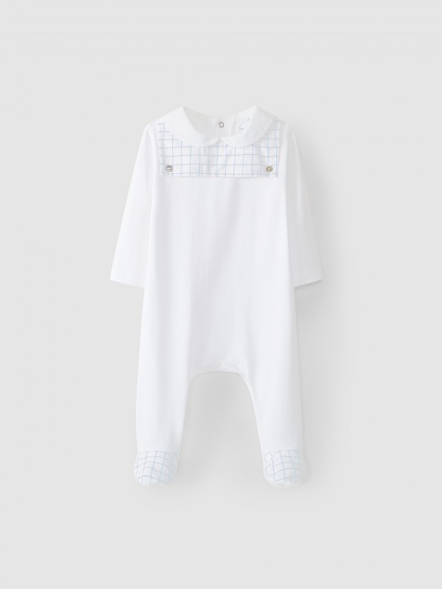 Babygrow with baby collar Babygrow with baby collar