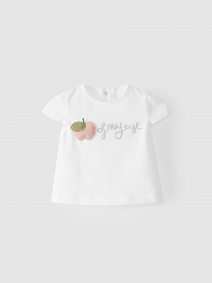 Camiseta con manzana en relieve