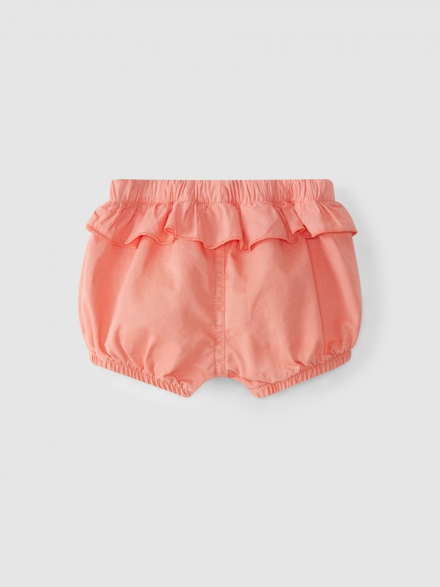 Shorts with ruffle