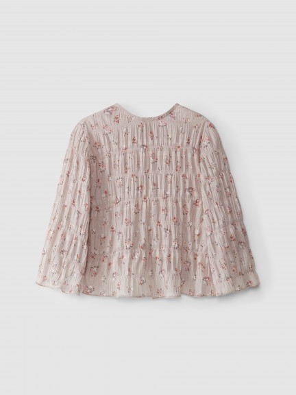 Floral blouse with flared sleeves