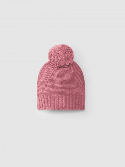 Knitted cashmere hat