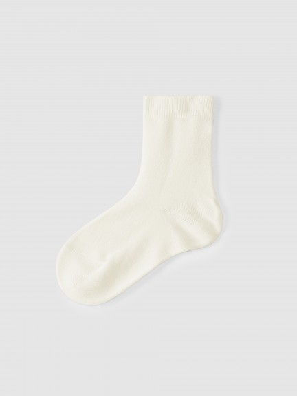 Plain stitch basic short socks Cóndor