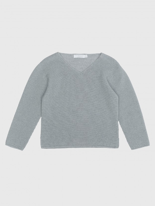 Knitted jumper with v-neck