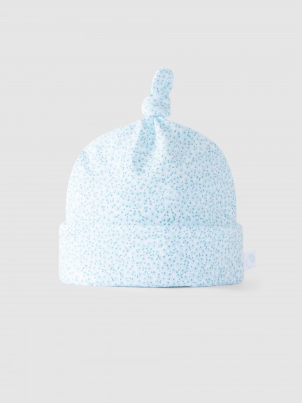 Knot patterned hat