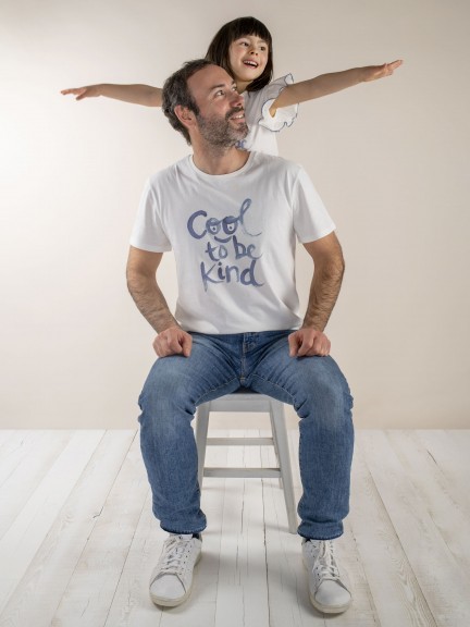T-shirt "Cool to be kind" fête des pères