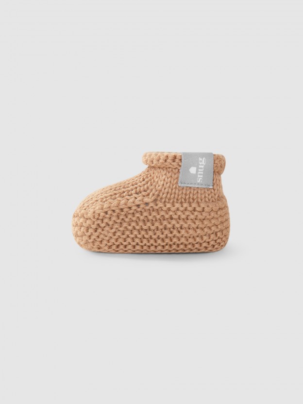 Petites bottes tricotes