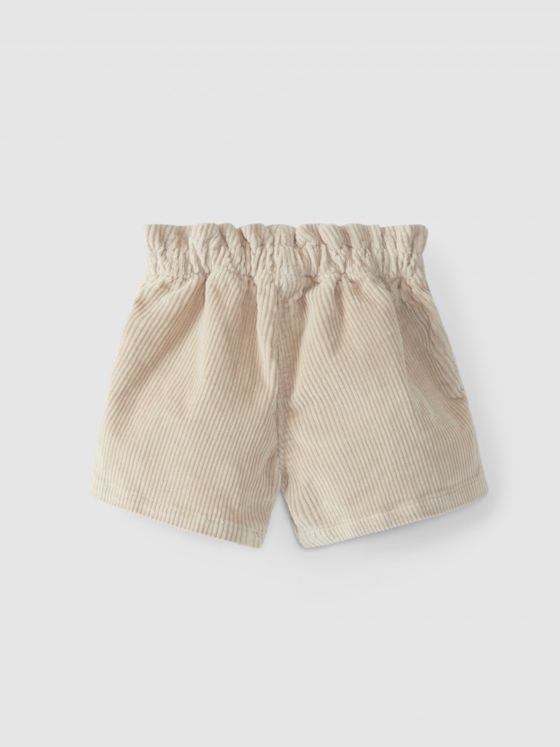 Pull-up shorts with decorative ribbon