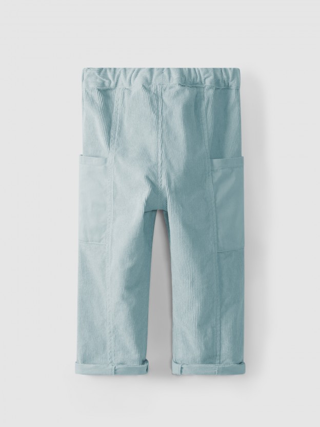 Pull-up pants with side pockets