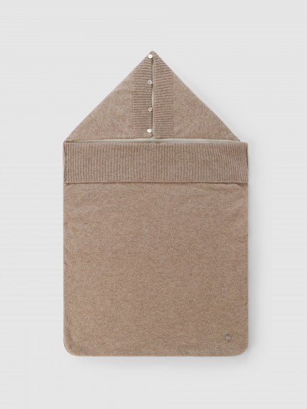 Couverture-sac tricotée