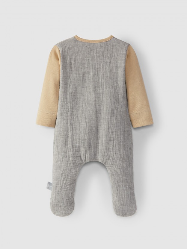 Babygrow in organic cotton muslin