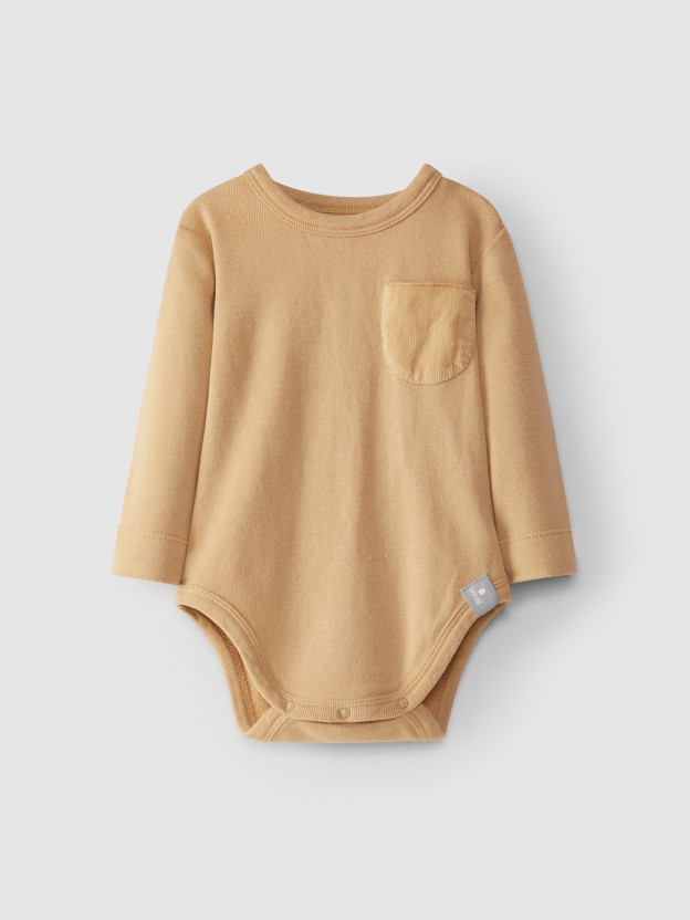 Collarless bodysuit