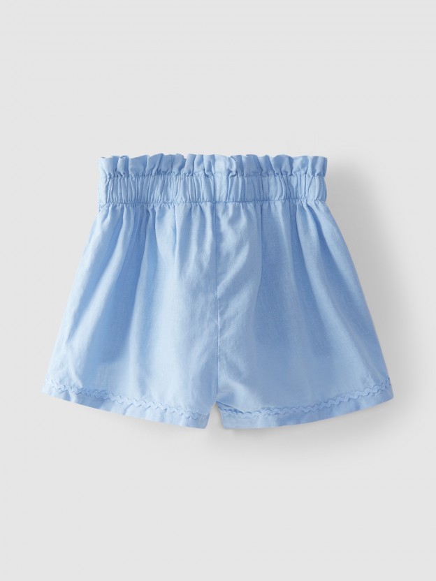 Pull-up shorts with bow