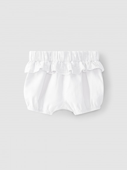 Pull-up shorts with ruffle