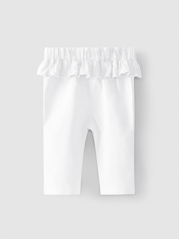 Pull-up pants with ruffle
