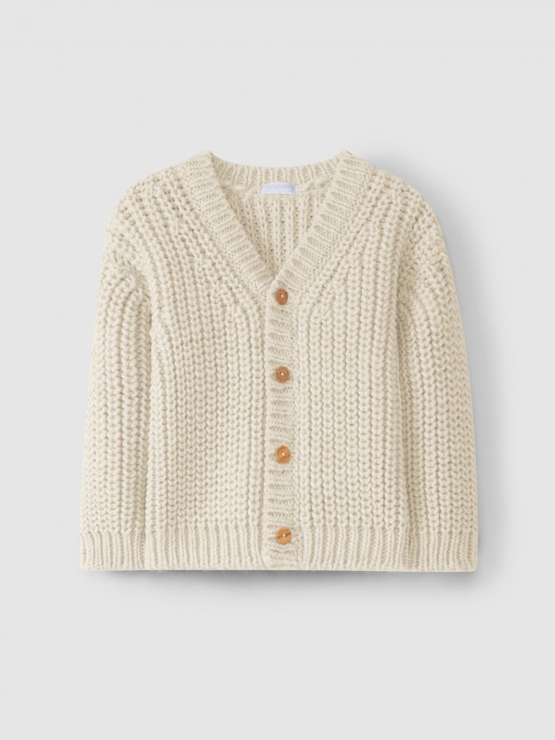 Knitted V-neck cardigan in a loose knit