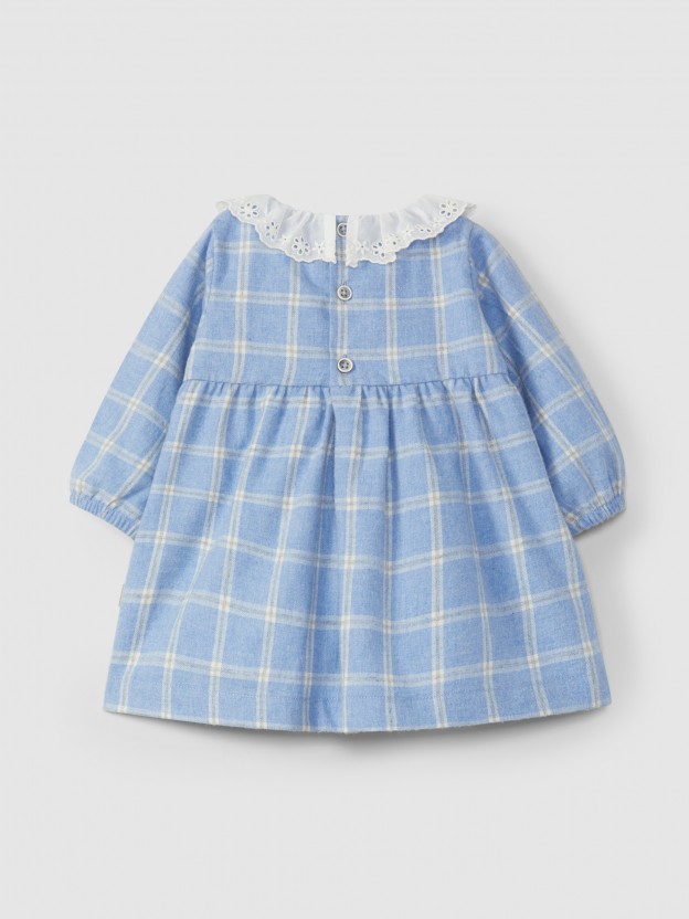 Dress plaid collar in English embroidery