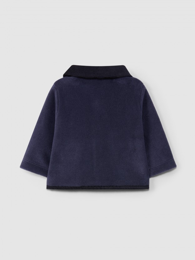 Fleece jacket with collar and pockets