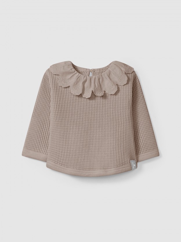 Waffle weave sweater with ruffled collar