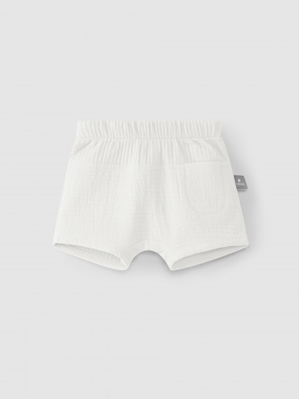 Plain shorts with pocket