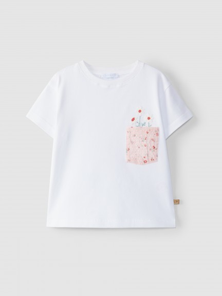 T-shirt com bolsos e flores bordadas