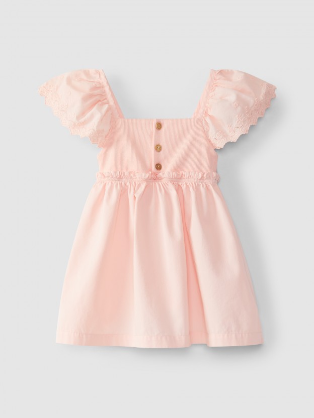 Robe manches en broderie anglaise