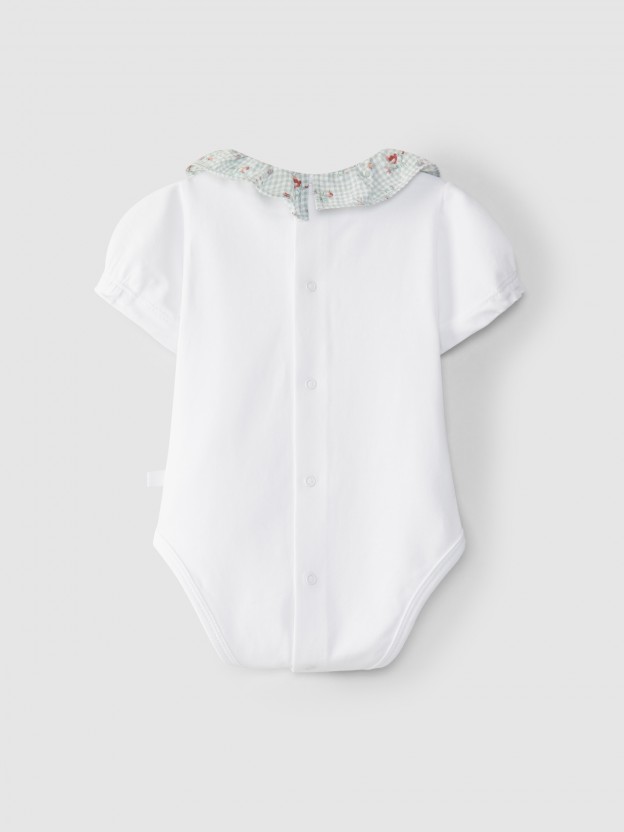 Bodysuit with vichy plaid ruffled collar with flowers