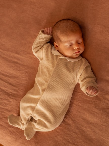 Velvet ribbed babygrow with round collar