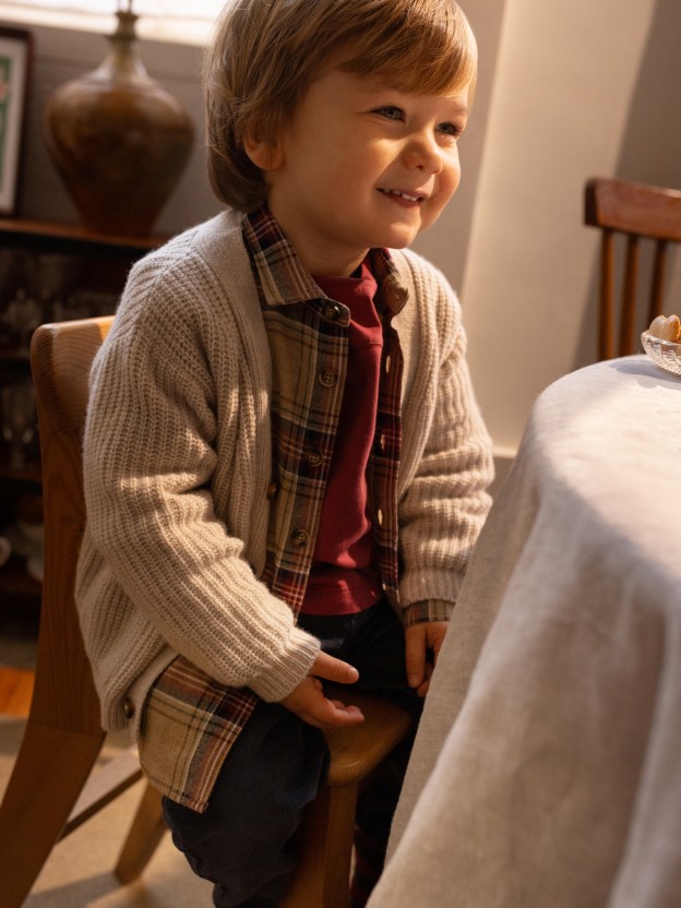 Gilet tricot  col en V avec poches