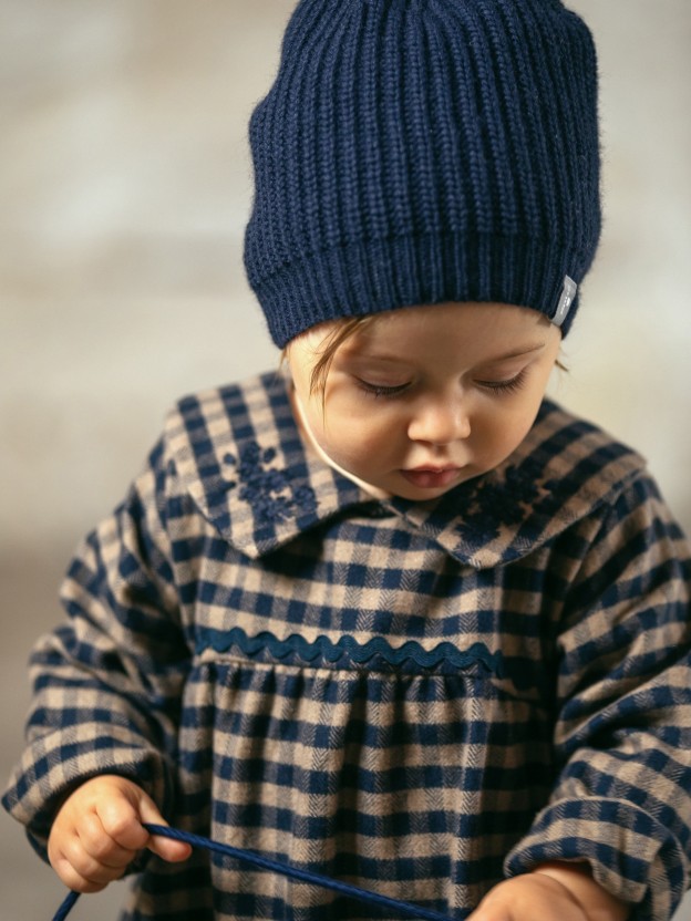 Gorro de punto com pompn