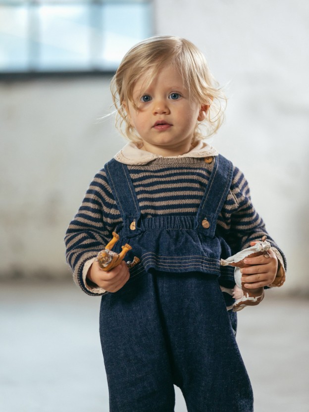 Salopette avec volant en denim en coton biologique