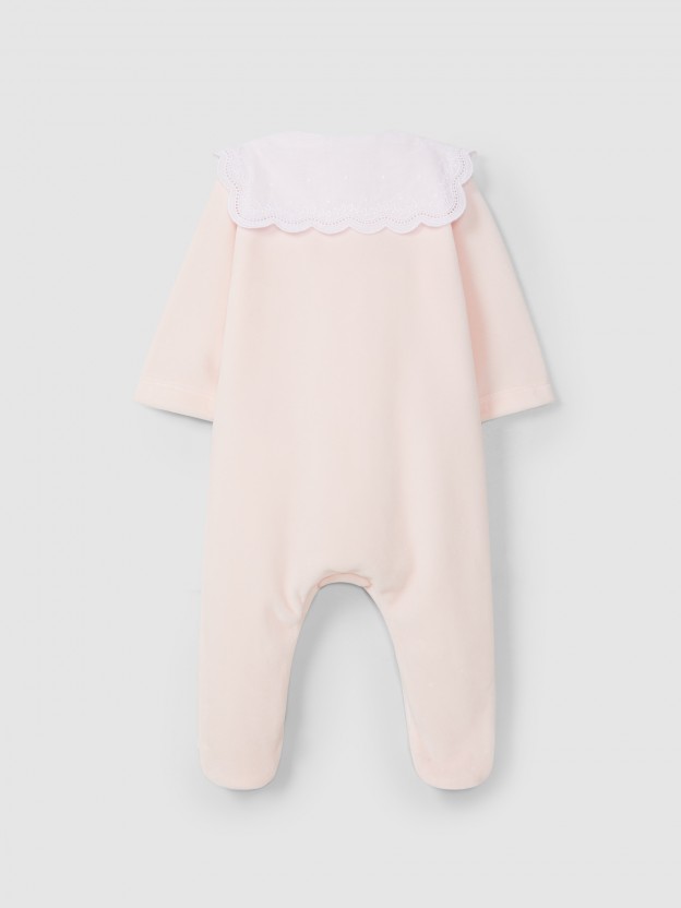 Babygrow com gola de renda