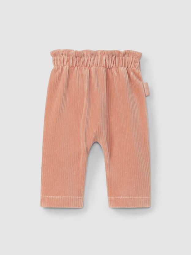 Pull-up pants with ruffle