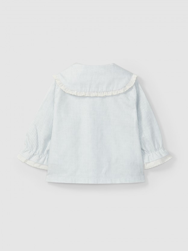 Blusa xadrez vichy com detalhe de renda na gola