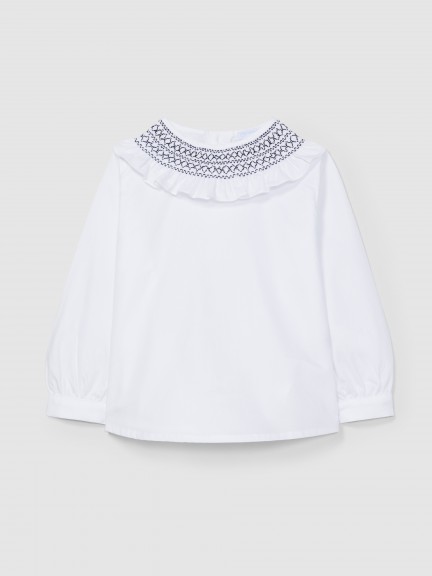 Blouse with smocking collar