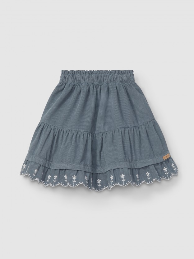 Skirt with ruffle with embroidered flowers