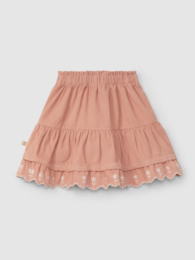 Skirt with ruffle with embroidered flowers