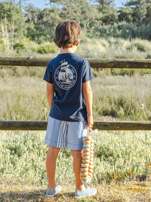 T-shirt "To the secret island"