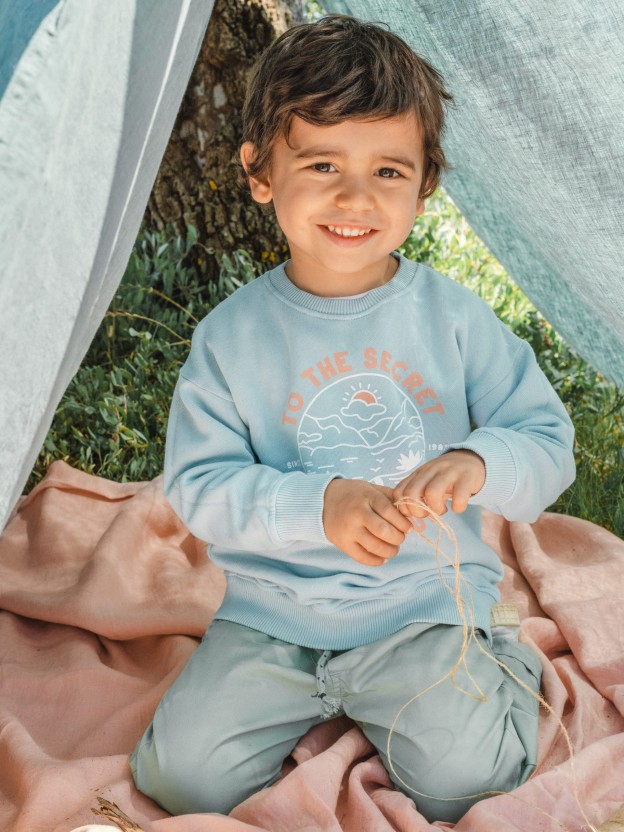 Sudadera "To the secret adventure"