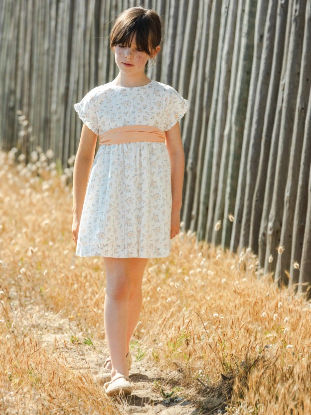 Dress plumeti fabric with floral print Dress plumeti fabric with floral print