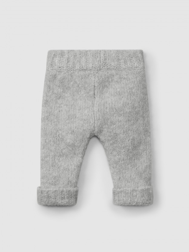 Plain knitted pull-up pants