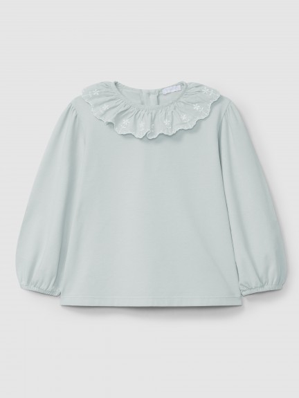 Longsleeve with ruffled collar embroidered flowers