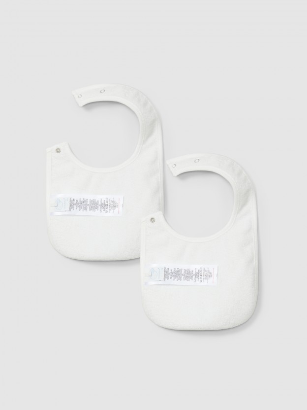 Two-pack printed bibs