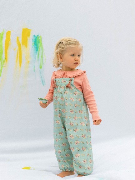 Floral print dungarees