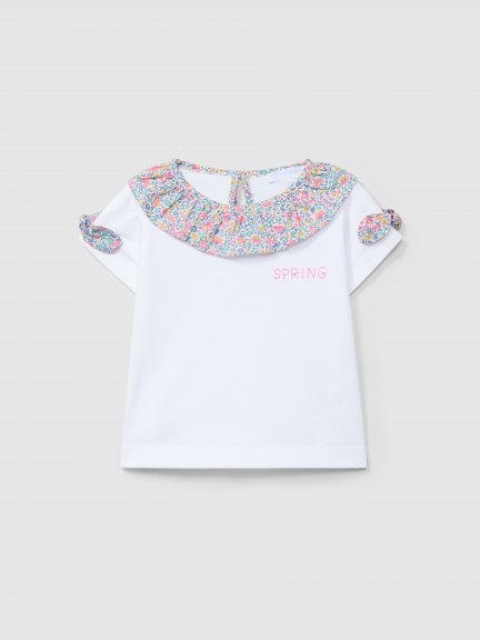 T-shirt collar in Liberty floral fabric