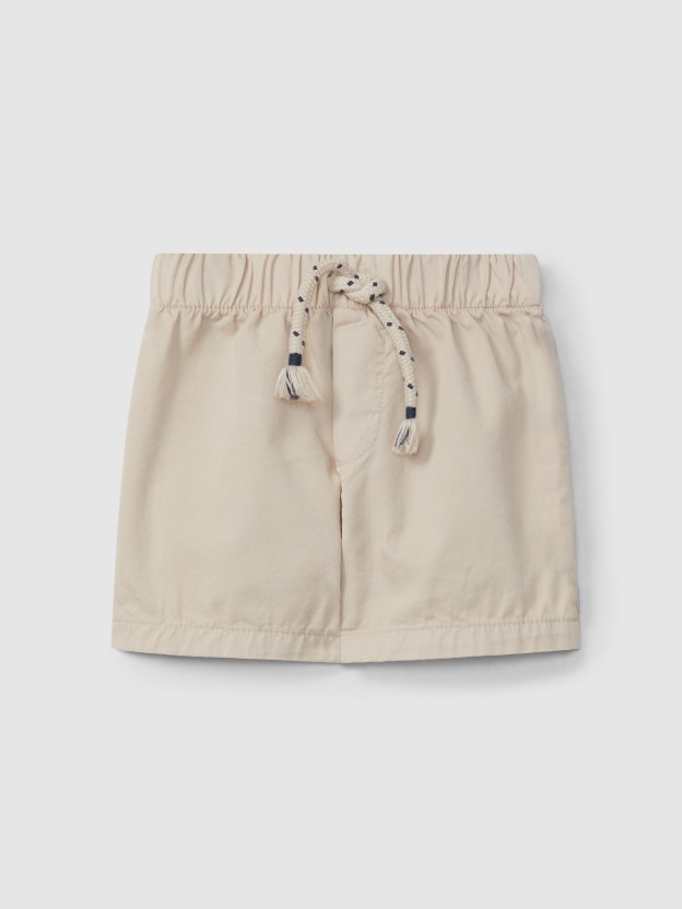 Pull-up shorts in plain twill Pull-up shorts in plain twill