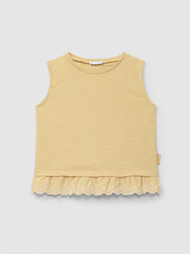 Top part with English embroidery appliqu