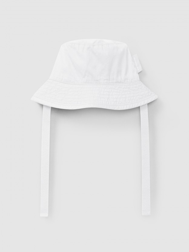 Plain hat with ribbon Plain hat with ribbon