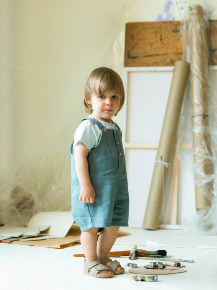Plain dungaree shorts in linen with cotton