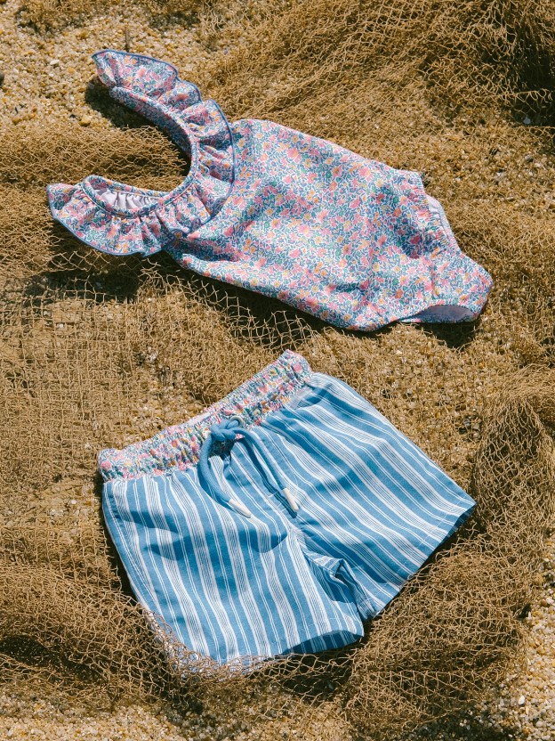 Short de bain fleurs Liberty et rayures Short de bain fleurs Liberty et rayures